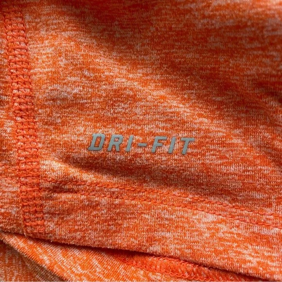 Nike NFL Denver Broncos Dri-Fit Long Sleeve Womens Shirt Quarter Zip Medium - Picture 6 of 9